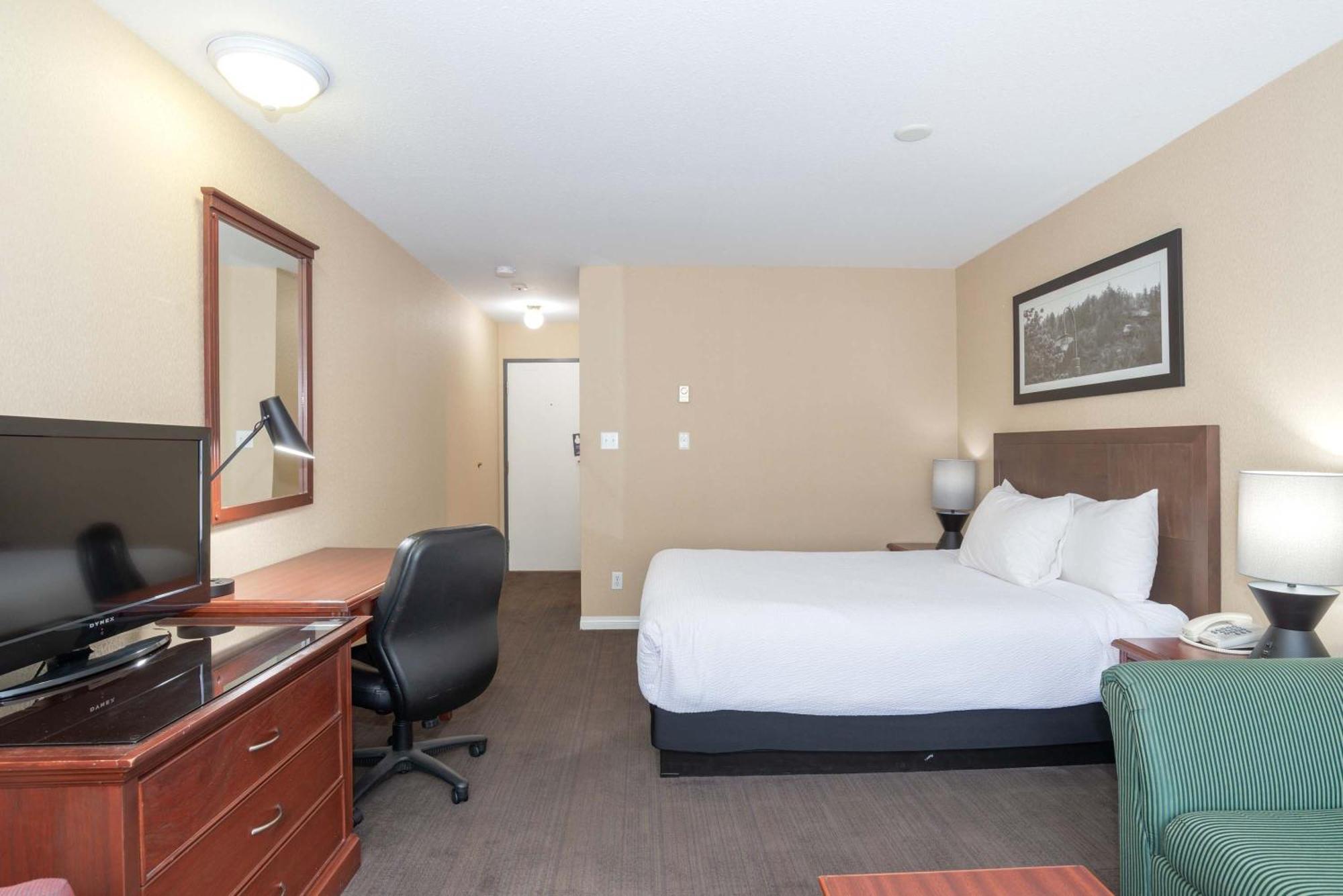 Sandman Hotel Castlegar Dış mekan fotoğraf